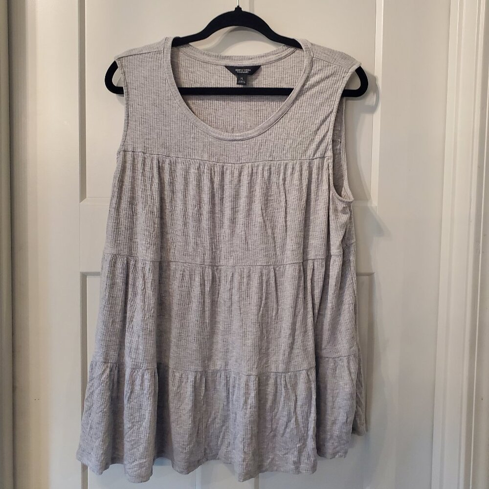 Simply Vera Vera Wang Gray Ruffle Tier Tank Sz XL